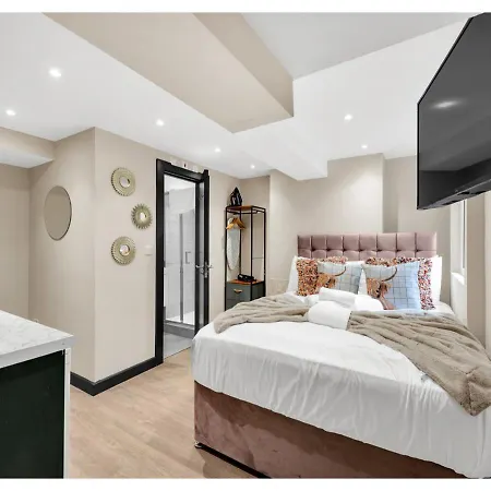 Serene Bliss: Perfect Studio For 2 London Exterior photo